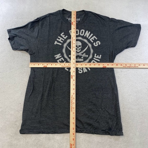 The Goonies Never Say Die Tee Thrifted Vintage Style Size L - Picture 5 of 10